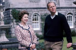 Bak Cerita Dongeng, Begini Perjalanan Cinta Ratu Elizabeth II dan Pangeran Philip