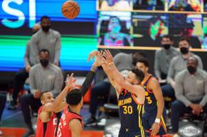 Hasil Lengkap Pertandingan NBA, Minggu (11/4/2021) WIB: Curry Membara