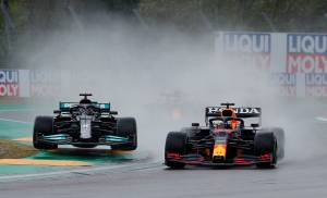 Rivalitas Verstappen vs Hamilton Bakal Gemparkan F1 2021