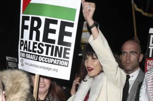 Sederet Selebritas Dunia yang Mengutuk Kezaliman Israel terhadap Palestina