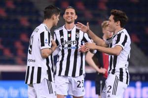 Tertolong Hasil Imbang Napoli, Juventus Masuk Empat Besar Serie A