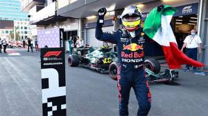 Sergio Perez Menangi Balapan Dramatis di GP Azerbaijan 2021