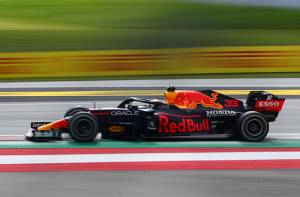 Selebrasi Max Verstappen Dikecam, Red Bull Dapat Peringatan Keras
