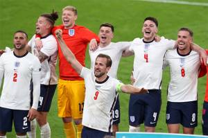 Kandaskan Denmark, Timnas Inggris Akhiri Kutukan Semifinal