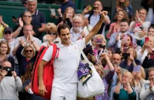 Kalah Memalukan, Roger Federer Nggak Tahu Nasibnya di Wimbledon