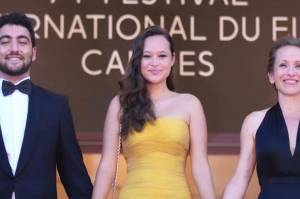 Potret Cantik Melati Wijsen, Perempuan Bali yang Tampil di Festival Film Cannes