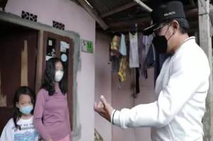 Sambangi Kampung Awan di Bogor, Bima Arya: Kirim Logistik, Vitamin, Obat-obatan