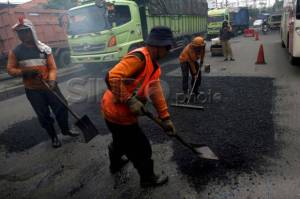 8.595 Titik Jalan Rusak di Jakarta Timur Selesai Diperbaiki