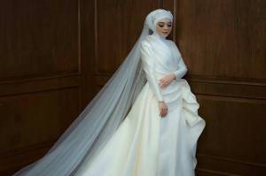 Serba Putih, Lesti Kejora Tampil Elegan dan Bikin Pangling di Acara Tasyakuran Pernikahan