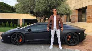 Pindah ke Inggris, Koleksi Mobil Sport Cristiano Ronaldo Jadi Tidak Berguna