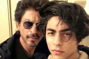 Aryan Khan Ditangkap, Video Lama Shah Rukh Khan yang Bolehkan Putranya Pakai Narkoba Viral