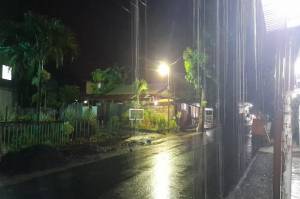 Hujan Sedang-Lebat Berpotensi Landa Jabodetabek Malam Ini hingga Dini Hari Nanti