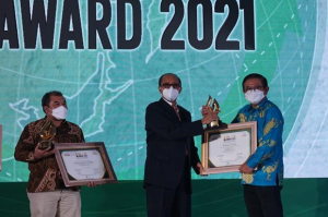 Petrokimia Sabet 5 Penghargaan di Ajang TJSL & CSR Award 2021