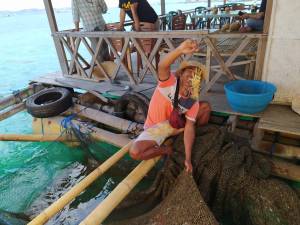 Raup Untung dari Restoran Apung, Kisah Sukses Rumaji Nelayan Lobster Binaan BRI di Teluk Ekas
