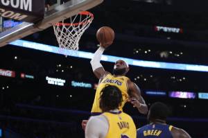 Hasil NBA 2021/2022: Warriors Permalukan Lakers, Bucks Kalahkan Nets