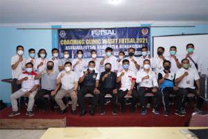 Asosiasi Futsal Kalbar Gelar Coaching Clinic untuk Wasit dan Pelatih