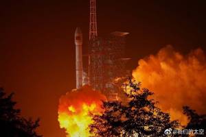 China Luncurkan Satelit Komunikasi Militer Taktis