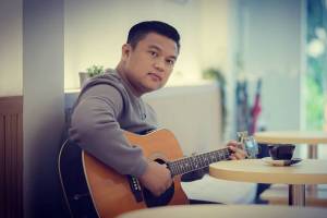 Posan Tobing Gugat Warner Music Indonesia Rp5 Miliar, Diduga Langgar Royalti