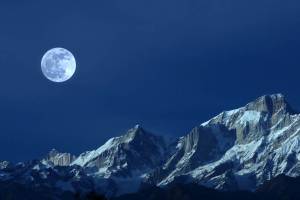 Berlangsung 3 Malam, Ini Bulan Purnama Cold Moon Terpanjang di Akhir Tahun
