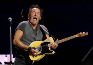 Bruce Springsteen Jual Seluruh Album dan Hak Cipta Musiknya Rp7,15 T