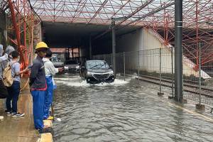 Banjir Rendam Jalan M1 Bandara Soetta, Kemacetan Capai 1,5 Kilometer