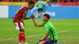 Keren! Irfan Jaya Hibur Ikhsan Fandi Usai Singapura Dibekuk Indonesia di Semifinal  Piala AFF 2020