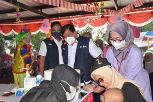 Dukung Program BIAN Kemenkes, BUMN BKI Imunisasi 500 Balita