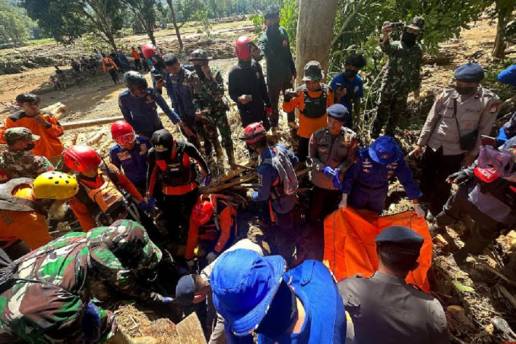 2 Korban Banjir Luwu Kembali Ditemukan, Total 13 Orang Tewas