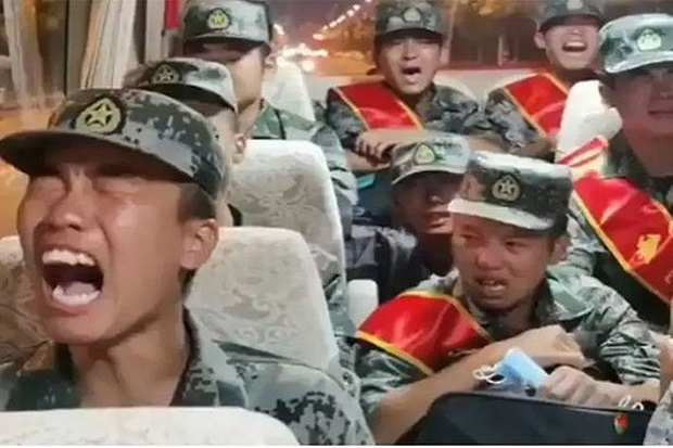 Viral, Tentara China Menangis di Perbatasan India dan Jadi Olok-olokan