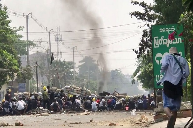 Sudah 510 Tewas sejak Kudeta Myanmar, Demonstran Lakukan Serangan Sampah