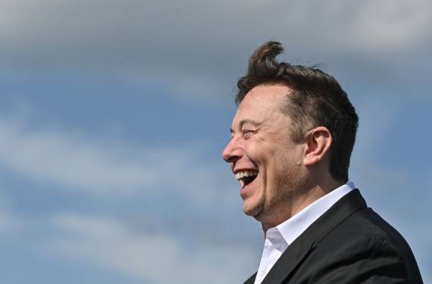 Elon Musk Sebut Fitur Foto NFT Twitter Menyebalkan