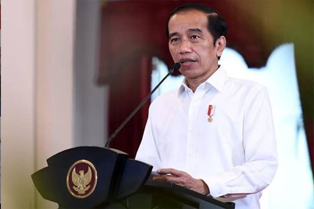 Lebih Suka Jokowi Dukung Capres di 2024, Publik Tak Setuju UUD 1945 Diubah