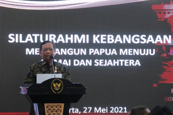 Mahfud MD Sebut Pemerintah Lakukan Pendekatan Kesejahteraan dan Dialog untuk Bangun Papua
