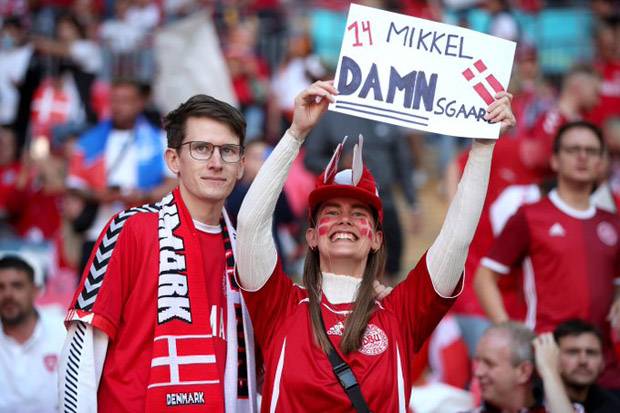 Timnas Inggris vs Denmark Saling Berbalas Gol di Babak Pertama
