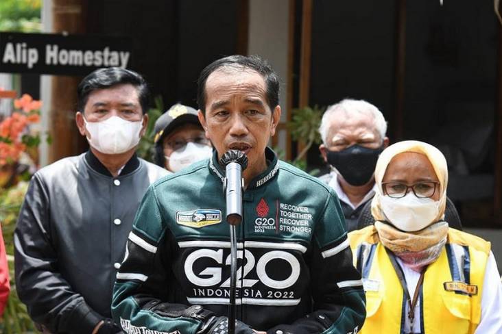 Jokowi Peringatkan Bongkar Muat Logistik Tim MotoGP Jangan Sampai Ada Kesalahan