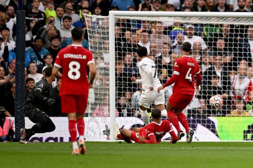 Lawan 9 Pemain Liverpool, Tottenham Menang 2-1 Dibantu Gol Bunuh Diri Joel Matip