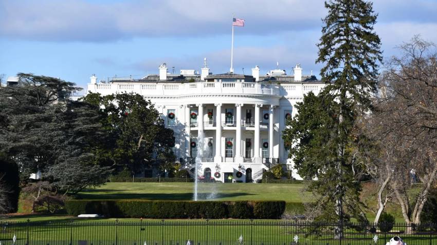 Gedung Putih Hitung Mundur Menuju Kemungkinan Penutupan Pemerintah