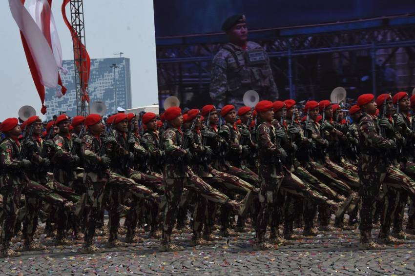 Hebat! Kopassus Raih Juara Pertama Parade, Defile, dan Yel-yel HUT ke-78 TNI
