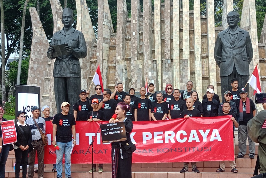 Mosi Tidak Percaya ke Jokowi, Masyarakat Penegak Konstitusi: Kami Bingung Mau Percaya Siapa