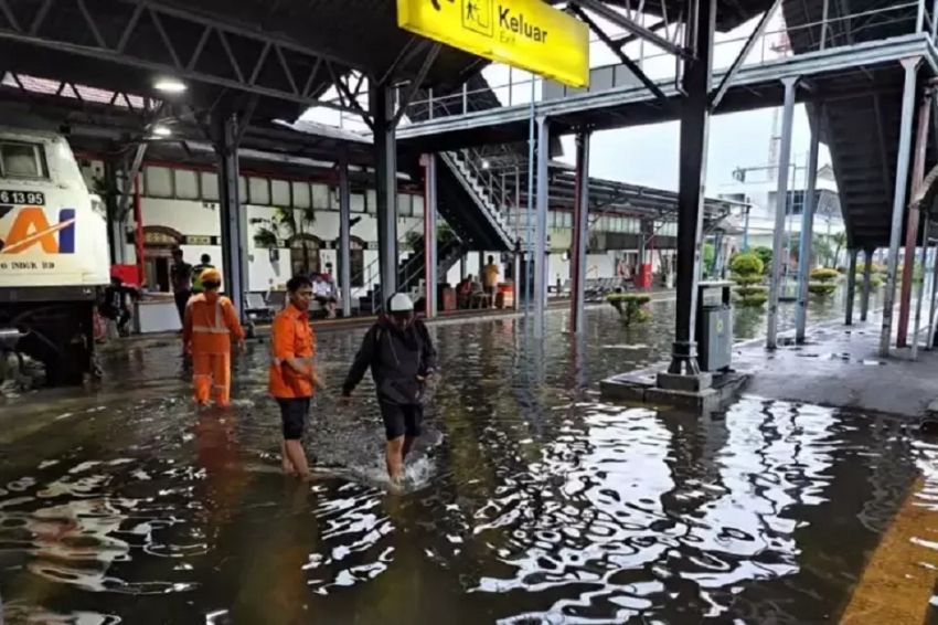 BNPB Sebut Banjir dan Cuaca Ekstrem Dominasi Pulau Jawa