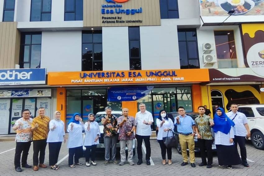 Universitas Esa Unggul Surabaya Gelar Evaluasi Lapangan PJJ Prodi Teknik Informatika