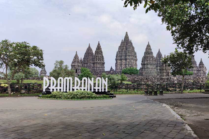 Sebanyak 243.821 Wisatawan Berlibur di Candi Prambanan dan Borobudur