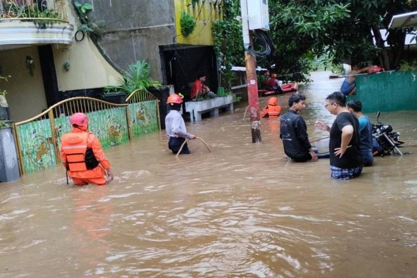 BPBD DKI: 47 RT Tergenang Banjir, di Cawang Ketinggian Air Capai 2,8 Meter