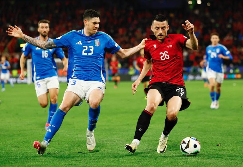 Luciano Spalletti Kritik Performa Timnas Italia meski Menang Atas Albania