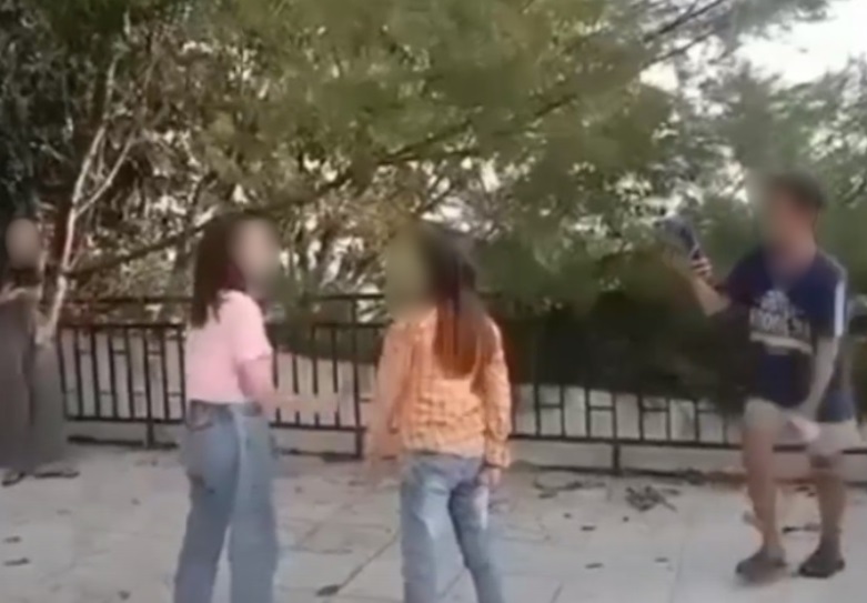 Viral! Video Perkelahian 2 Bocah SD di Parepare, Direkam dan Disaksikan Teman Sendiri