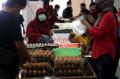 Toko Tani Indonesia Center Gelar Pasar Sembako Murah