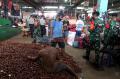 Pedagang Pasar Induk Kramatjati Minim Kesadaran Bahaya Covid-19
