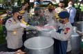 Dapur Lapangan Polrestabes Semarang Sediakan Makanan untuk Warga Terdampak Covid-19
