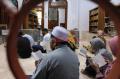 Peziarah Padati Makam Habib Husein Luar Batang di Tahun Baru Islam 1 Muharram