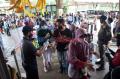 Menikmati Keseruan Perosotan Pelangi Dusun Semilir